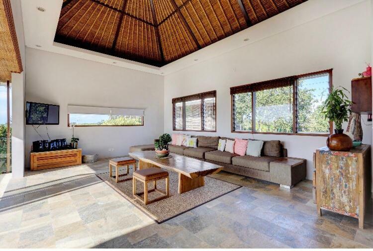 Indah Balangan Villa Джимбаран Экстерьер фото